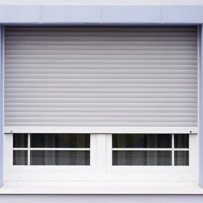 Jak zabezpieczyć okna przed włamaniem?