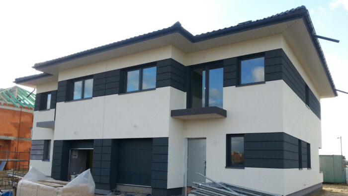 Jakie okna do czarnego dachu są dobrym wyborem w sezonie 2023/2024?