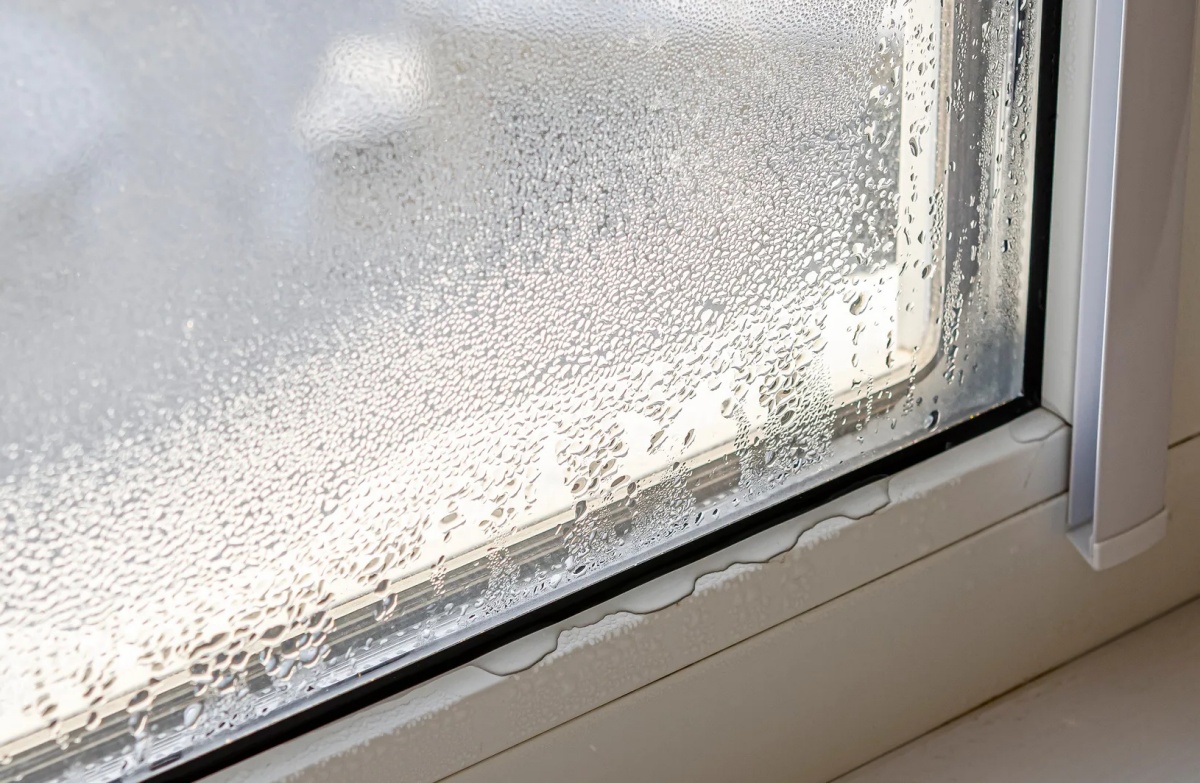 Okno wilgoć wpływ na zdrowie