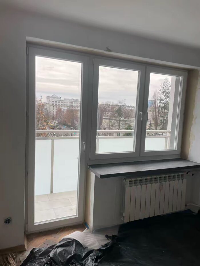 montaz-okien-w-bloku
